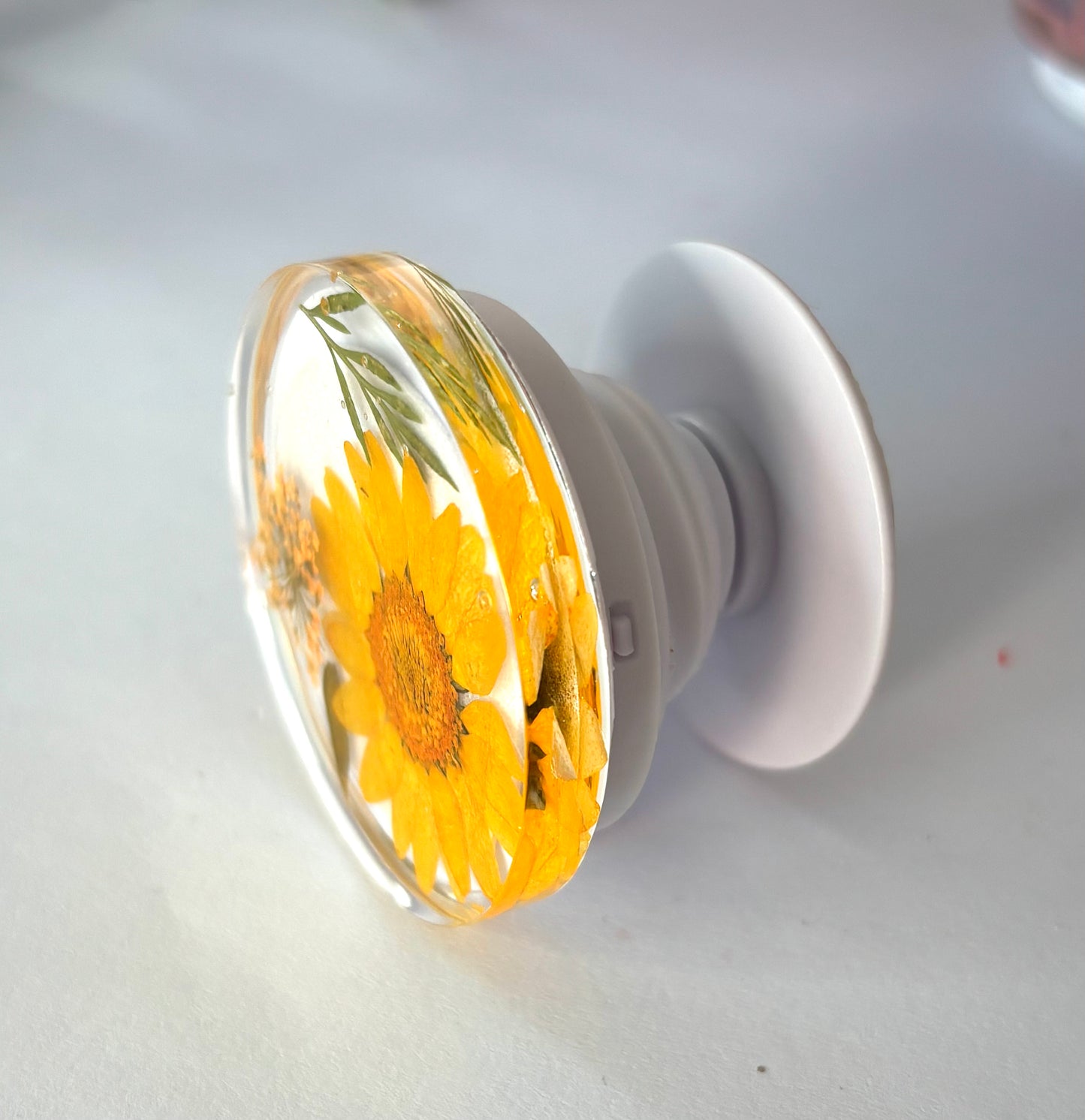 Botanical Resin Mobile Phone Pop Socket